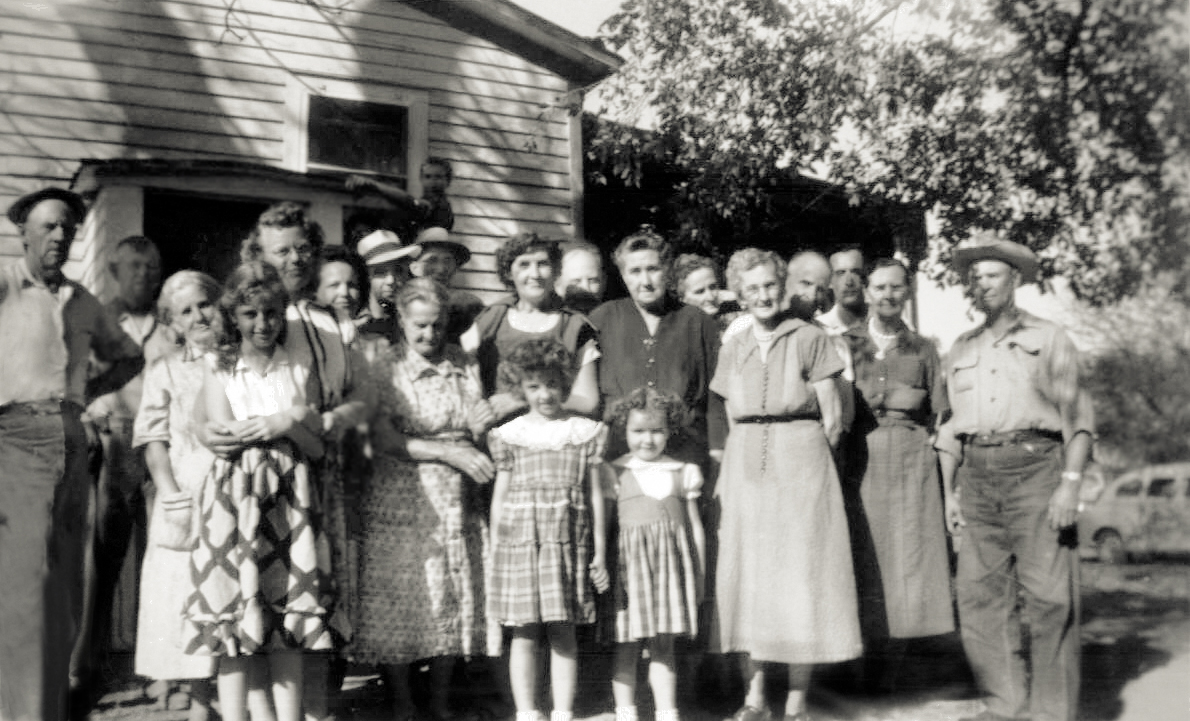 Before 1939 Brewer, Spurling and Jones Family Gathering
