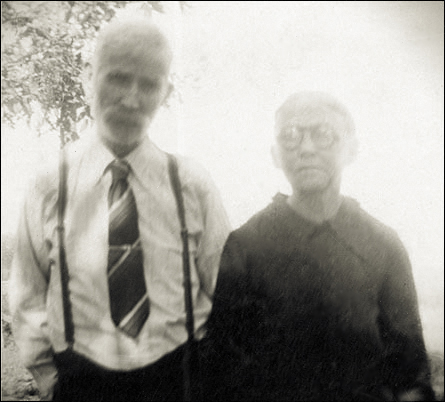 John David Brewer and Eva Hall Brewer, circa 1941
